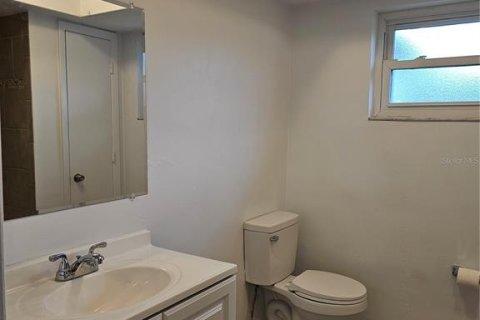 House in Clearwater, Florida 4 bedrooms, 140.65 sq.m. № 1775449 - photo 17