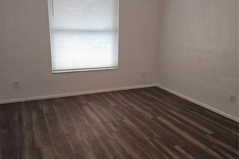 House in Clearwater, Florida 4 bedrooms, 140.65 sq.m. № 1775449 - photo 15