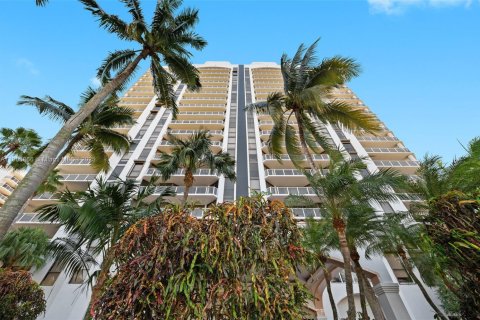 Condo in Aventura, Florida, 3 bedrooms  № 2081980 - photo 3