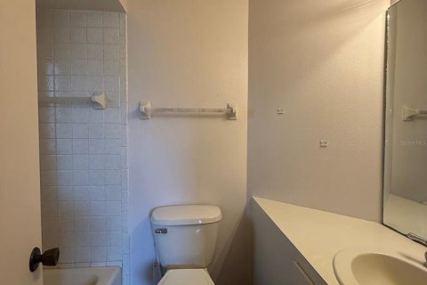 Apartamento en alquiler en North Port, Florida, 2 dormitorios, 95.22 m2 № 1734492 - foto 8