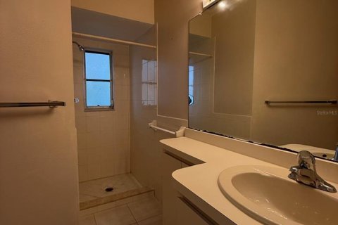 Apartamento en alquiler en North Port, Florida, 2 dormitorios, 95.22 m2 № 1734492 - foto 5