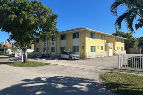 Immobilier commercial à vendre à Hallandale Beach, Floride № 2082598 - photo 6