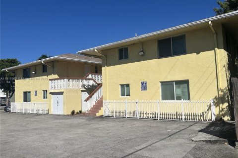 Immobilier commercial à vendre à Hallandale Beach, Floride № 2082598 - photo 3