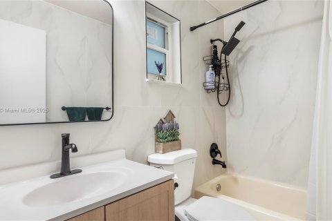 Villa ou maison à vendre à Coral Springs, Floride: 3 chambres, 152.64 m2 № 1973919 - photo 23