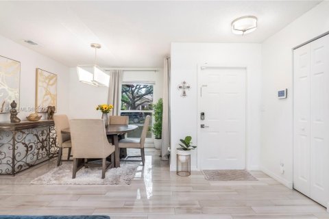 Villa ou maison à vendre à Coral Springs, Floride: 3 chambres, 152.64 m2 № 1973919 - photo 7