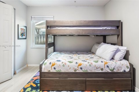 Villa ou maison à vendre à Coral Springs, Floride: 3 chambres, 152.64 m2 № 1973919 - photo 27