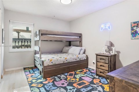 Villa ou maison à vendre à Coral Springs, Floride: 3 chambres, 152.64 m2 № 1973919 - photo 25