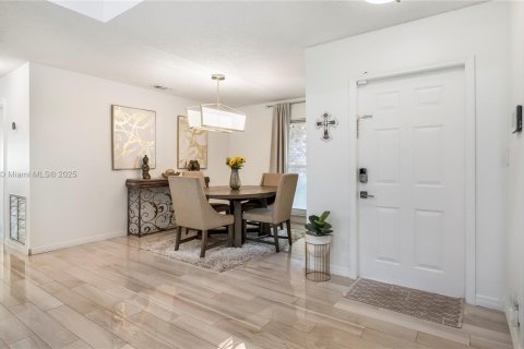 Villa ou maison à vendre à Coral Springs, Floride: 3 chambres, 152.64 m2 № 1973919 - photo 10