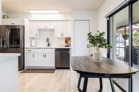 Villa ou maison à vendre à Coral Springs, Floride: 3 chambres, 152.64 m2 № 1973919 - photo 15