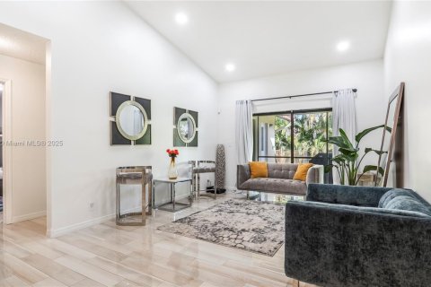 Villa ou maison à vendre à Coral Springs, Floride: 3 chambres, 152.64 m2 № 1973919 - photo 5