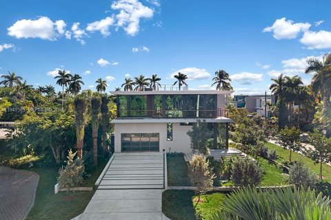 Casa en venta en Miami Beach, Florida, 6 dormitorios, 398.18 m2 № 2002673 - foto 7