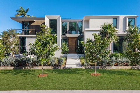 Casa en Miami Beach, Florida 6 dormitorios, 398.18 m2 № 2002673