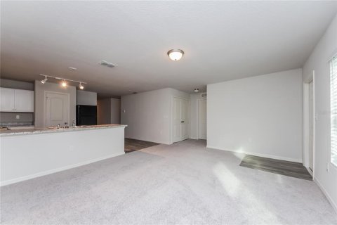 Снять в аренду виллу или дом в Пайнсиана, Флорида 6 комнат, 130.06м2, № 1843402 - фото 4