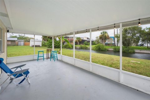 House in Hudson, Florida 2 bedrooms, 89.19 sq.m. № 1850943 - photo 30