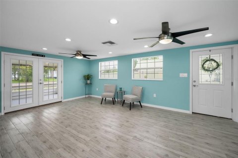 House in Hudson, Florida 2 bedrooms, 89.19 sq.m. № 1850943 - photo 12