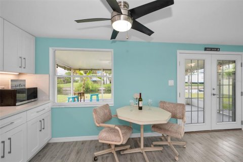 House in Hudson, Florida 2 bedrooms, 89.19 sq.m. № 1850943 - photo 22