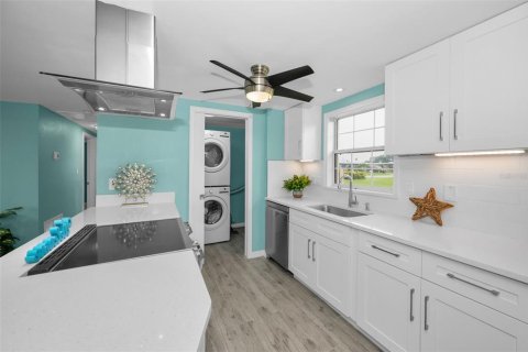 House in Hudson, Florida 2 bedrooms, 89.19 sq.m. № 1850943 - photo 18