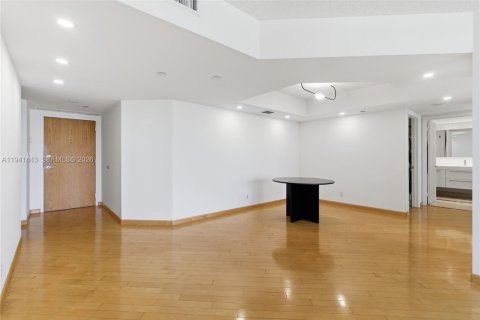 Copropriété à louer à Aventura, Floride: 2 chambres, 142.14 m2 № 1999145 - photo 11