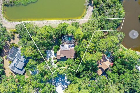 House in Sarasota, Florida 4 bedrooms, 294.31 sq.m. № 1746384 - photo 1