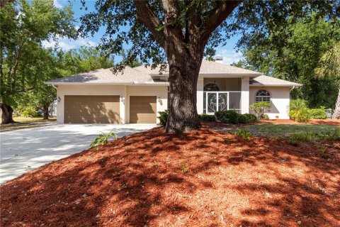 Villa ou maison à Port Charlotte, Floride 4 chambres, 269.14 m2 № 2128180