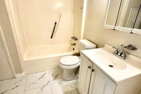 House in Tampa, Florida 2 bedrooms, 80.27 sq.m. № 2379049 - photo 14