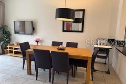 Adosado en venta en Kissimmee, Florida, 2 dormitorios, 125.42 m2 № 1900723 - foto 4