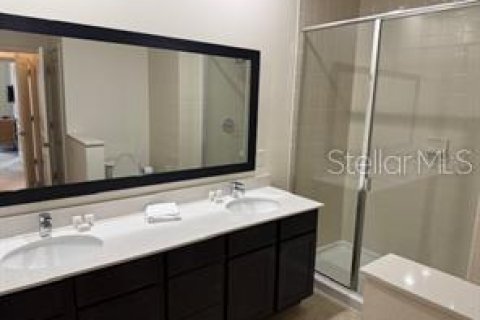 Adosado en venta en Kissimmee, Florida, 2 dormitorios, 125.42 m2 № 1900723 - foto 10