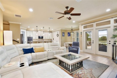 House in Windermere, Florida 4 bedrooms, 303.79 sq.m. № 1807336 - photo 12