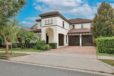 House in Windermere, Florida 4 bedrooms, 303.79 sq.m. № 1807336 - photo 2