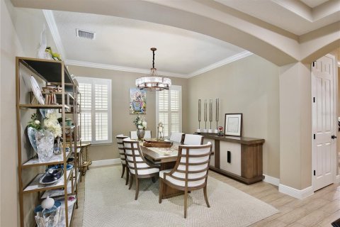 House in Windermere, Florida 4 bedrooms, 303.79 sq.m. № 1807336 - photo 8