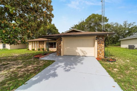 Villa ou maison à vendre à Ocala, Floride: 3 chambres, 129.51 m2 № 1812929 - photo 2