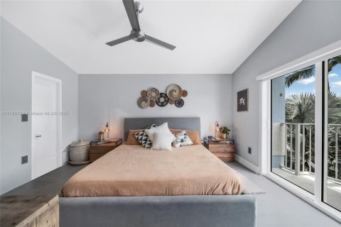 Adosado en venta en Hollywood, Florida, 3 dormitorios, 185.8 m2 № 1958892 - foto 15