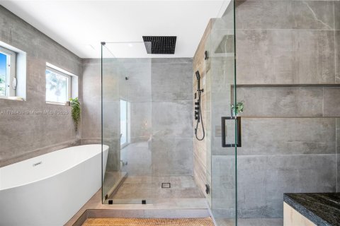 Adosado en venta en Hollywood, Florida, 3 dormitorios, 185.8 m2 № 1958892 - foto 17