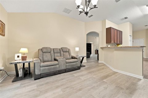 House in Gainesville, Florida 3 bedrooms, 152.82 sq.m. № 2424170 - photo 20