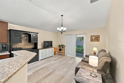 House in Gainesville, Florida 3 bedrooms, 152.82 sq.m. № 2424170 - photo 16