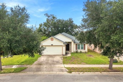 House in Gainesville, Florida 3 bedrooms, 152.82 sq.m. № 2424170 - photo 5