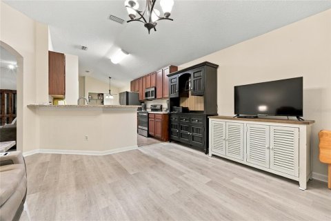 House in Gainesville, Florida 3 bedrooms, 152.82 sq.m. № 2424170 - photo 21