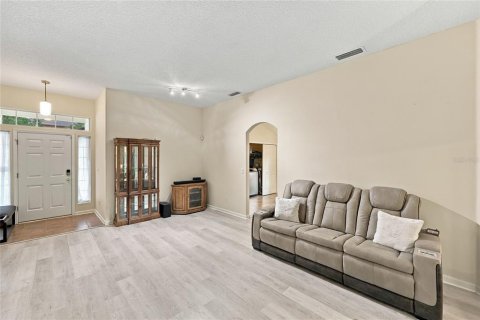 House in Gainesville, Florida 3 bedrooms, 152.82 sq.m. № 2424170 - photo 13