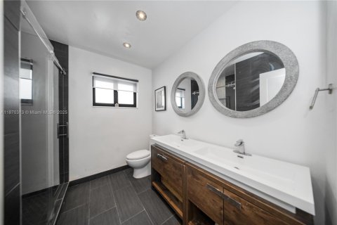 Villa ou maison à vendre à Palmetto Bay, Floride: 3 chambres, 199.09 m2 № 1898380 - photo 14