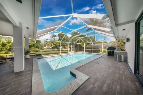 Villa ou maison à vendre à Palmetto Bay, Floride: 3 chambres, 199.09 m2 № 1898380 - photo 2