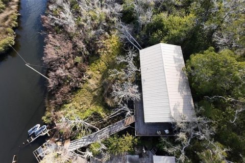 House in Homosassa, Florida 2 bedrooms, 98.1 sq.m. № 2109762 - photo 3