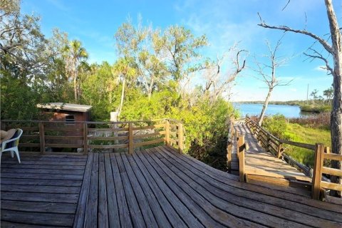 House in Homosassa, Florida 2 bedrooms, 98.1 sq.m. № 2109762 - photo 6