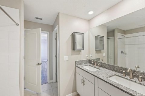 House in Ruskin, Florida 4 bedrooms, 177.81 sq.m. № 1882738 - photo 11
