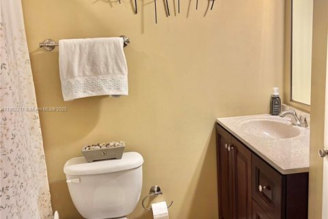 Купить виллу или дом в Майами, Флорида 3 спальни, 176.98м2, № 1889782 - фото 25