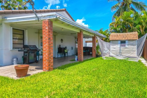 Купить виллу или дом в Майами, Флорида 3 спальни, 176.98м2, № 1889782 - фото 5