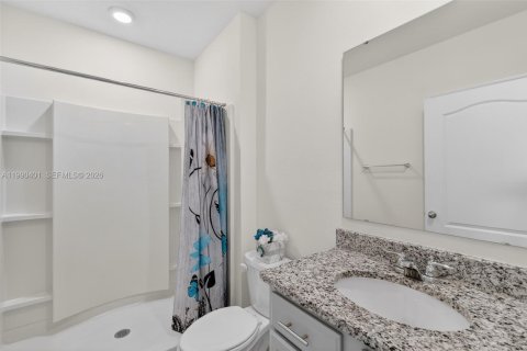 Casa en venta en Mount Dora, Florida, 4 dormitorios, 253.16 m2 № 2056047 - foto 10