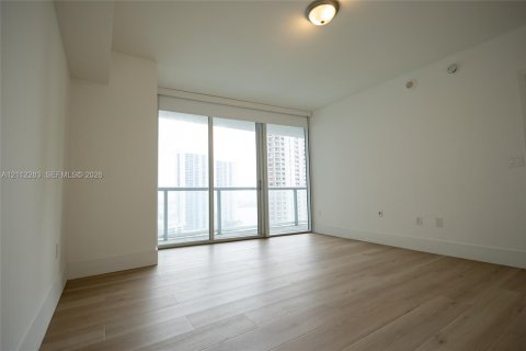 Copropriété à vendre à Miami, Floride: 2 chambres, 153.66 m2 № 2431310 - photo 8