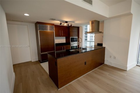 Copropriété à vendre à Miami, Floride: 2 chambres, 153.66 m2 № 2431310 - photo 5