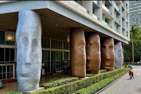 Copropriété à vendre à Miami, Floride: 2 chambres, 153.66 m2 № 2431310 - photo 22