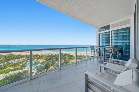 Condominio en alquiler en Miami Beach, Florida, 2 dormitorios, 148.18 m2 № 2055505 - foto 13